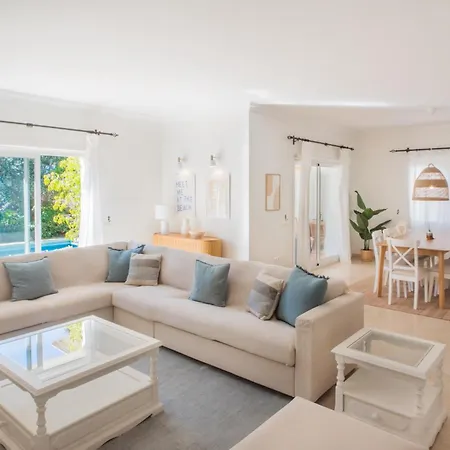 Luxury Villa, Heated Pool, Next To The * Marbella