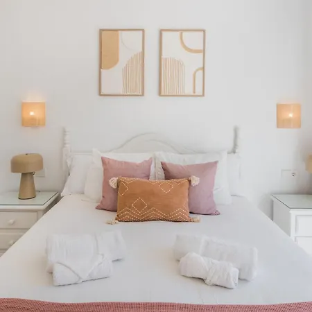 Luxury Villa, Heated Pool, Next To The Villa Marbellac