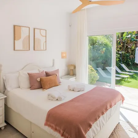 Luxury Villa, Heated Pool, Next To The * Marbella