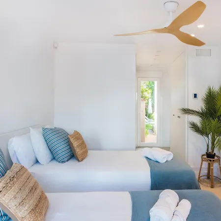 Luxury Villa, Heated Pool, Next To The Marbella