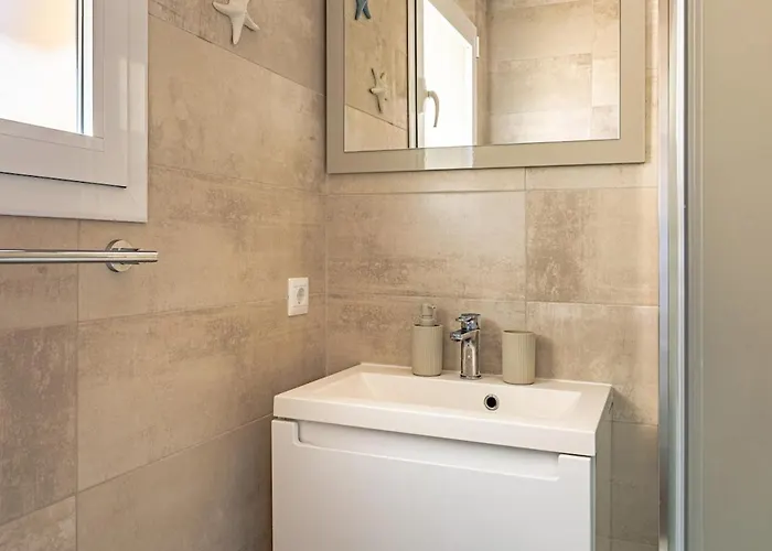 Βίλα Luxury Villa, Heated Pool, Next To The *