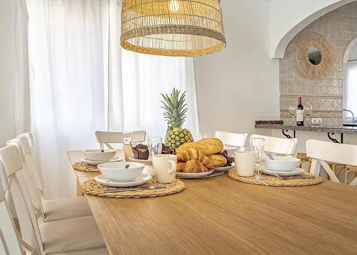 Βίλα Luxury Villa, Heated Pool, Next To The *